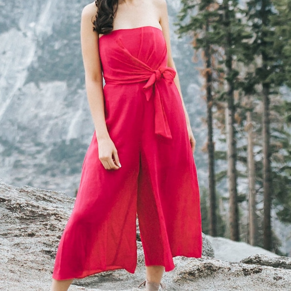 Beautiful Anthropologie romper in size 0